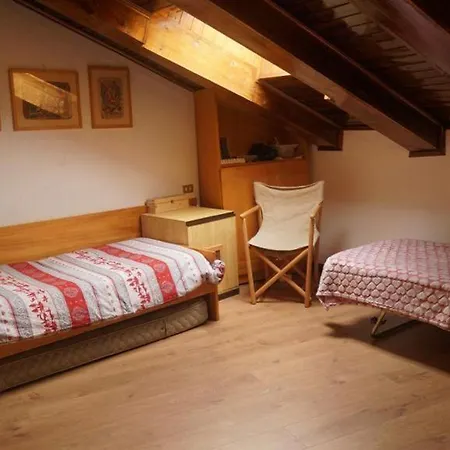 Apartment La Mansarda Di Jolanda